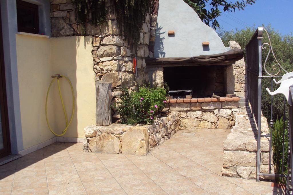Fiorerosa Santa Maria Navarrese Habitación foto