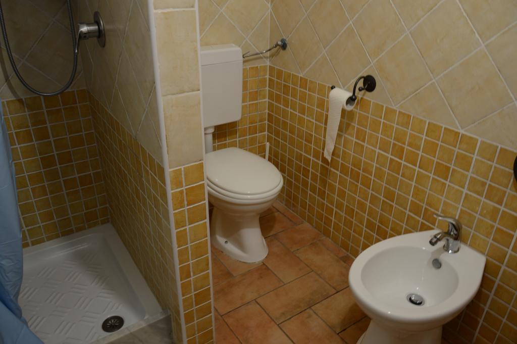 Fiorerosa Santa Maria Navarrese Habitación foto